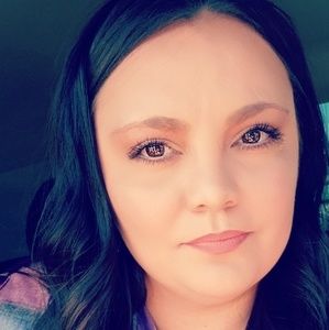 Meet your Posher, Nichole